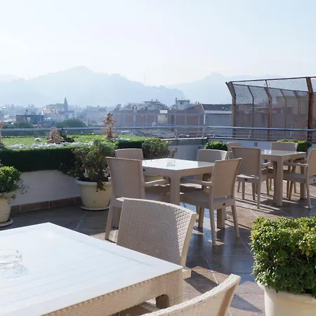 La Bella ساليهلي