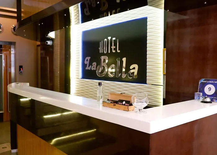 Отель La Bella